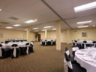 Plaza Hotel And Suites Pine Bluff Εστιατόριο φωτογραφία